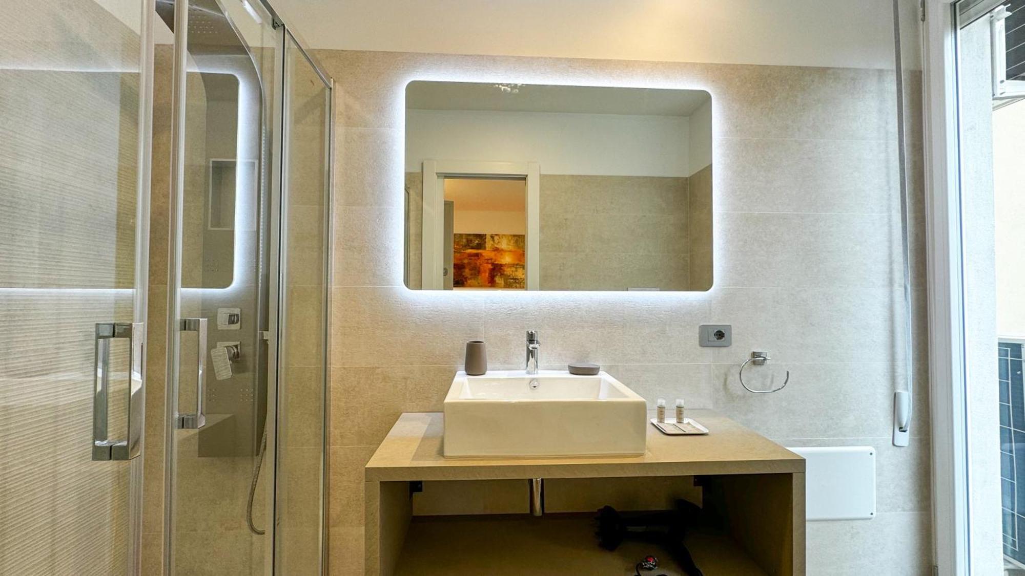 Galleria Roma Art Guesthouse Oristano Luaran gambar